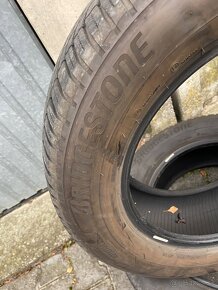 Celoročne pneumatiky Bridgestone 235/65 R18 - 3