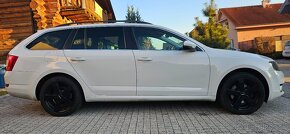 OCTAVIA 2.0TDI DSG 4x4 135kW  SPORT - 3