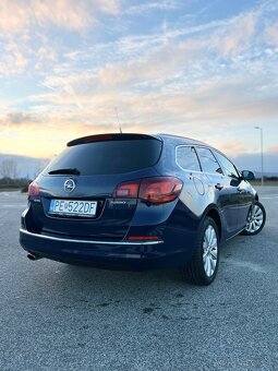 Opel astra sport tourer automat benzin - 3