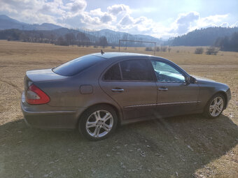 Predám Mercedes Benz E280 - 3