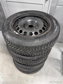 Zimné pneumatiky Fulda 215/60 R16 + plechové disky 5x112 - 3