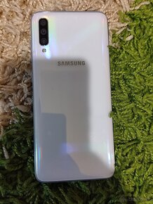 Samsung Galaxy A70 - 3