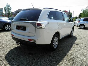 Mitsubishi Outlander 2.2 DI-D Intense A/T - 3