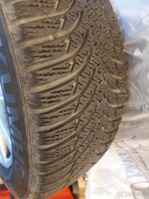 Používané ALU Anzio so zimnými pneu KUMHO 215/55 R16 - sada - 3