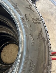 Bridgestone 185/60 r15 zimné DOT 3920 - 3