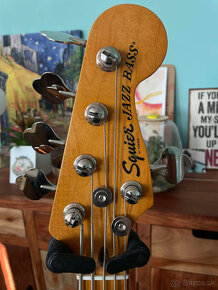 SQUIER Classic Vibe '70s Jazz Bass® V - 3