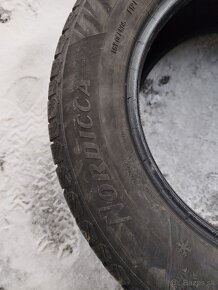 Pneu 205/60 r15 - 3