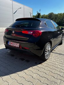 Alfa Romeo Giulietta 1.6, 2011 - 3