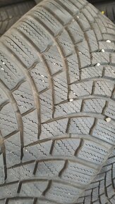 225/45r17 Bridgestone  blizzak - 3