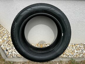 235x55 R19 hankook - 3