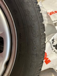 Predam 4ks zimne pneu 205/60R16 na diskoch - 3