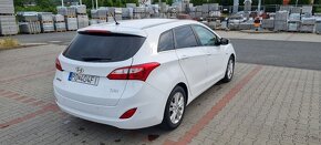 Hyundai I30 CW 1.6 CRDi VGT Family - 3