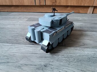 Predám kartónový model Tank Tiger 1 - 3