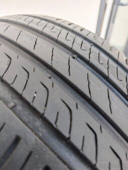 Barum 245/45 R18 - 3