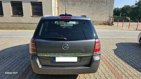 Opel ZAFIRA 1,9 DTH šport 110 kW / 150 PS / NAVI / Camera - 3