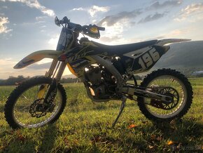 Suzuki  rmz 250 - 3