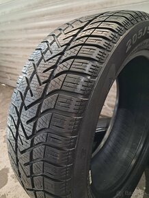 Pirelli zimné 205/55/R16 - 3