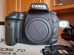 Canon EOS 7D Mark II + battery grip + nová batéria 2250mAh - 3