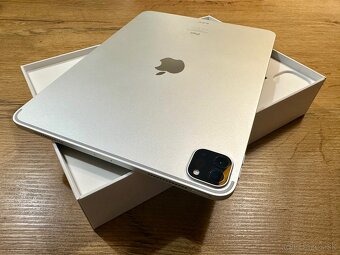 iPad Pro 11 (2nd Generation) 256GB Silver - 3