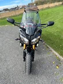 Yamaha FZ1 - 3