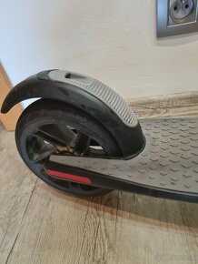 Elektricka kolobežka Ninebot  Kickscooter ES - 3