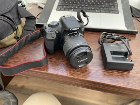 Canon EOS 1300D - 3