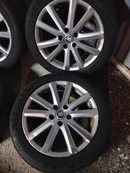 4ks alu disky orig. Vw 5x112 R17 pneu 235/45 r17 - 3