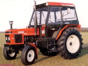 Kapota Zetor - 3