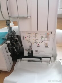 Predam overlock Singer - 3