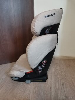 Autosedačka 15-36kg Maxi-Cosi RodiFix AirProtect - 3