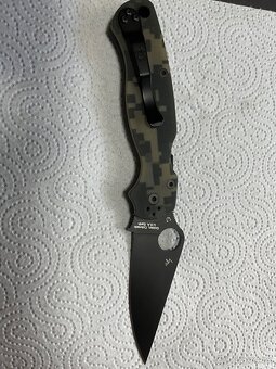 Redám nôž Spyderco Paramilitery 2 vlk CMO - 3