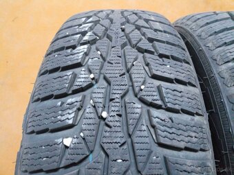 Zimné pneu Nokian 185/60 R15 - 2 kusy - 3