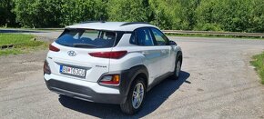 Rezervovane : Hyundai Kona 58 000km Android/Apple car - 3