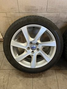 Volvo V60, S60 10-18 sada kol 215/50R17 - 3