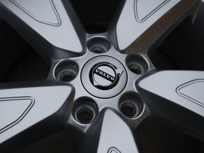 17" 5x108 ALU KOLA VOLVO XC40 – ZIMNÍ - NOKIAN - 3