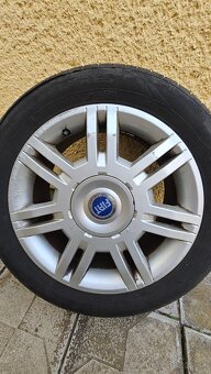 Originál FIAT ALU DISKY 16 7J 4X98 ET43 na letn. pneu NOKIAN - 3