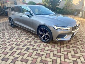 Volvo V60 B4 inscription mod.rok 2022 - 3