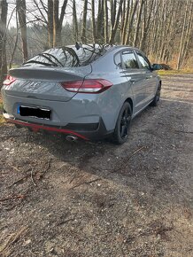 Hyundai i30 Fastback - 3