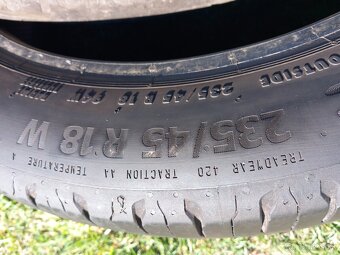 235/45 r18 letne pneumatiky - 3