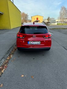 Hyundai i30 kombi 1.4 T-GDi 103 kW, 1. majitel - 3