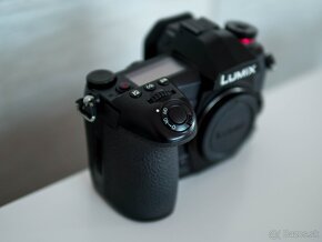 Panasonic Lumix DC- G9 telo - 3