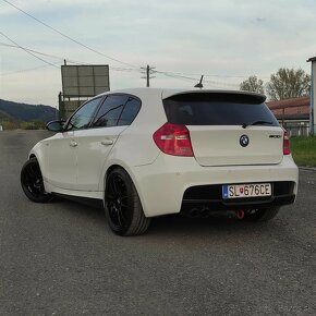 BMW 130i A/T - 3