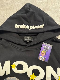 Broken Planet Hoodie - Moon Phases - 3