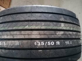 435/50 R19,5 Kumho KLT03  160J - 3