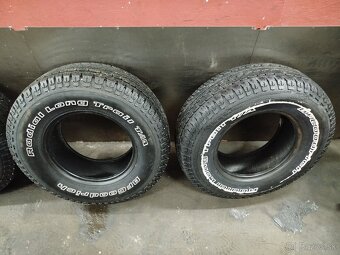 Predám 4ks T/A pneu BFGoodrich 30x9.50 R15 8mm - 3