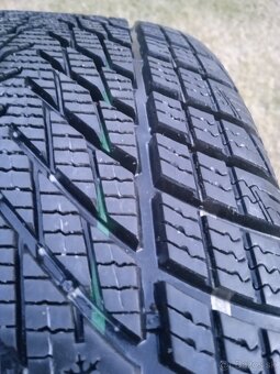 215/55 r17 zimné pneu.8 mm DOT.3023 - 3