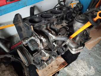 hlava, agregat, blok, motor, vstrek 1,9 tdi bxe octavia 2 - 3