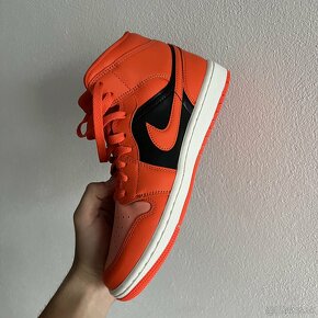 Nike Air Jordan 1 Mid SE - 3