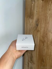 Apple Airpods Pro 2nd Generation - 3