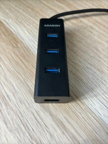 USB 3.0 HUB AXAGON - 3